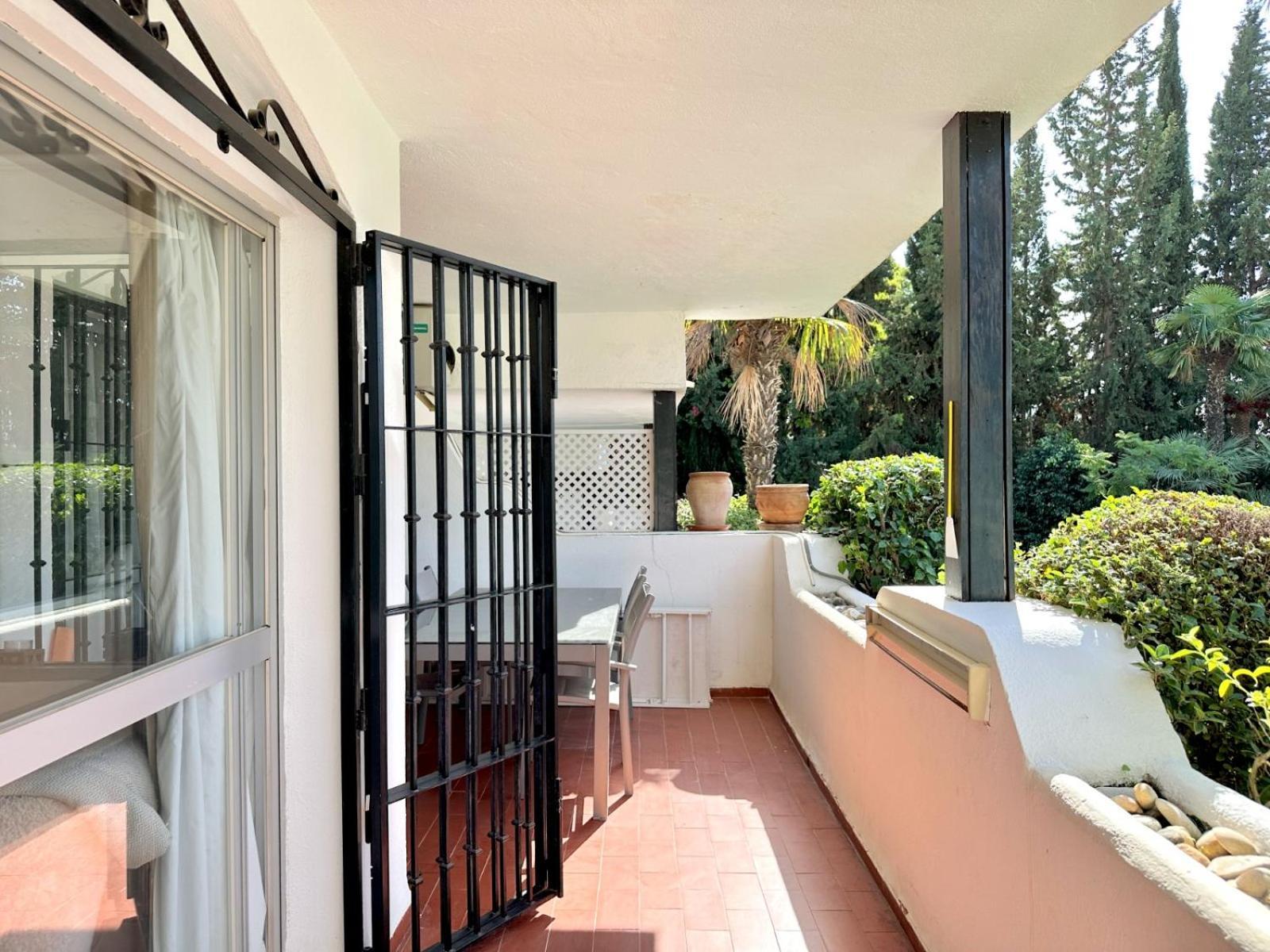 Modern 2 Bedroom In *